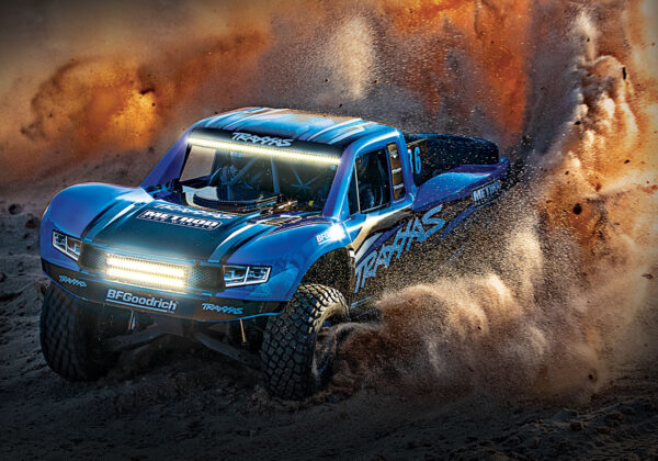 85086-4_TRX-Front-Roost-4068.jpg Traxxas Unlimited Desert Racer Sinine LED - Image 3