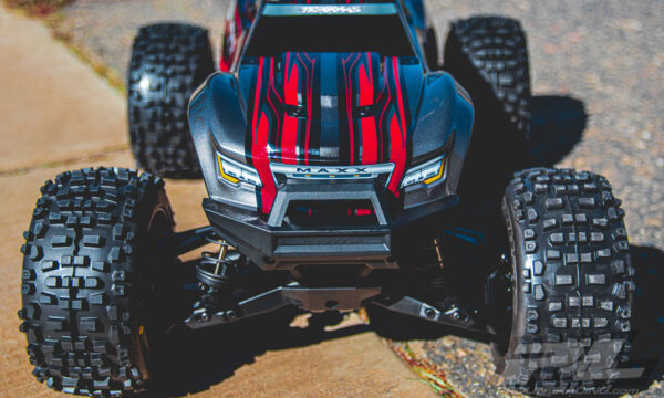 Pro-Line Badlands 3.8" All Terrain Tires Mounted for 17mm MT Front or Rear, Mounted on Raid Black 8x32 Removable Hex 17mm Wheels - Image 7