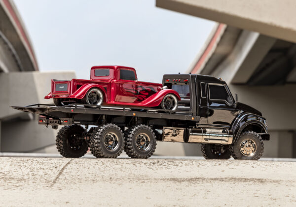 Traxxas TRX-6 Ultimate RC Hauler with Winch Black - Image 11