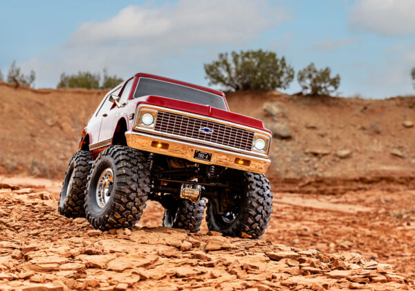 Traxxas TRX-4 Chevrolet Blazer K5 ’72 High Trail Punane (ilma aku ja laadijata) - Image 7