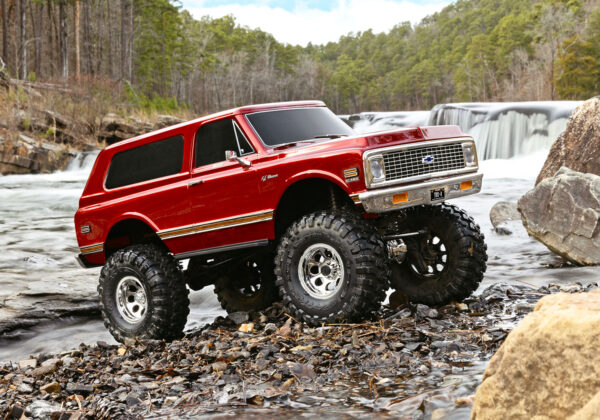 Traxxas TRX-4 Chevrolet Blazer K5 ’72 High Trail Punane (ilma aku ja laadijata) - Image 9