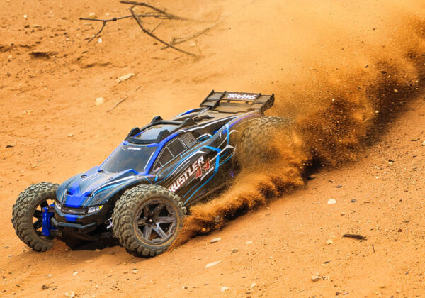 67164-4-2S-Rustler4x4-BLUE-Action-0553 Traxxas Rustler 4x4 Brushless (BL-2s), Sinine (ilma aku ja laadijata) - Image 6