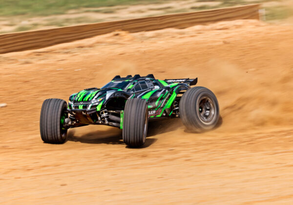 67097-4-Rustler-4x4-Ultimate-Action-Green-2529 Traxxas Rustler 4×4 VXL Ultimate, Roheline (ilma aku ja laadijata) - Image 4