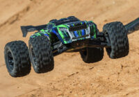 Traxxas Sledge 1/8 Truggy with Belted Tires Green - Image 2