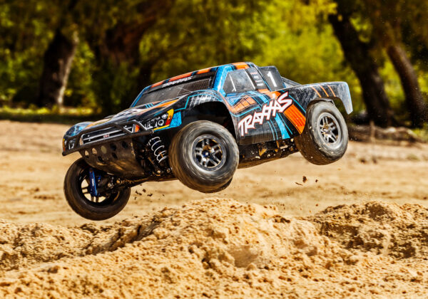 Traxxas Slash 4x4 Ultimate Oranž - Image 4