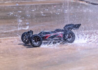 Traxxas Jato 4X4 BL-2S Bagi, Punane - Image 10