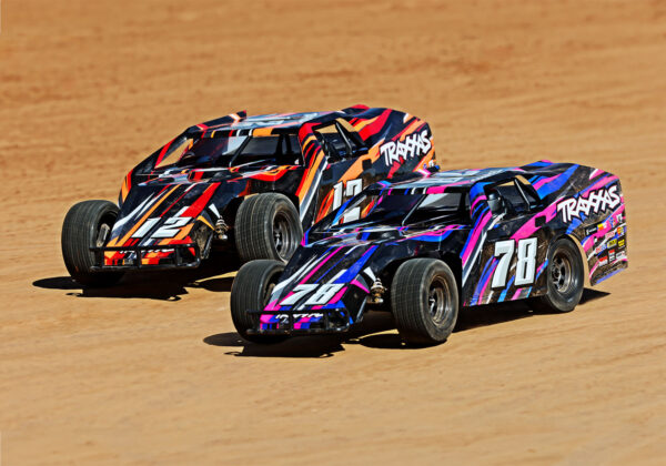 Traxxas Slash Bl-2s Modified (Mudboss) - Roosa - Image 6