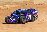 Traxxas Slash Bl-2s Modified (Mudboss) - Roosa - Image 3