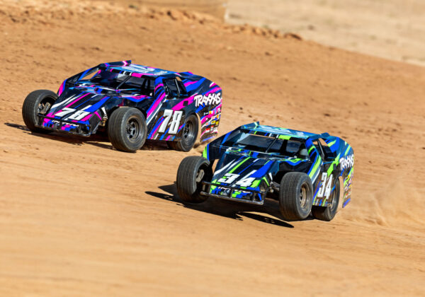 Traxxas Slash Bl-2s Modified (Mudboss) - Roosa - Image 5