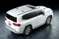 Tamiya 1/10 CC-02L Toyota Land Cruiser 300 Crawler - Image 3