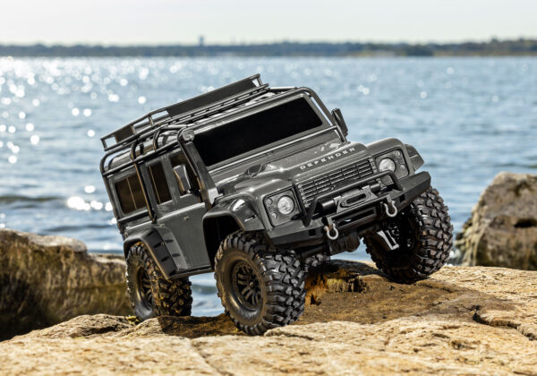 Traxxas TRX-4 Land Rover Defender Hõbedane - Image 3