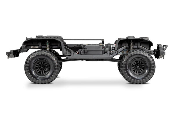 82256-4-TRX-4-Defender-Clipless-Side-Chassis Traxxas TRX-4 Land Rover Defender Green - Image 4