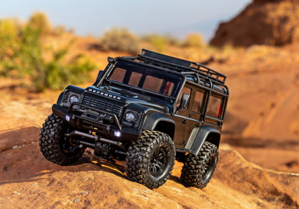 Traxxas TRX-4m Land Rover Defender Crawler, Must, RTR - Image 3