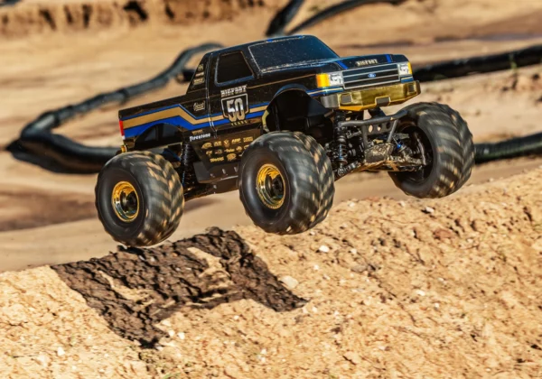 TRX67134-1-50th_11 Traxxas Bigfoot 4x4 Brushless Monster Truck Limited 50th Edition - Image 11