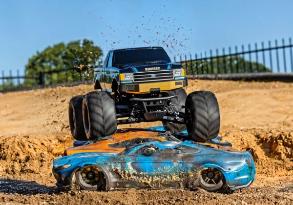 TRX67134-1-50th_14 Traxxas Bigfoot 4x4 Brushless Monster Truck Limited 50th Edition - Image 14