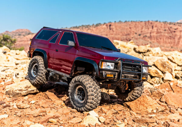 Traxxas TRX-4 Nissan Pathfinder Punane Crawler - Image 4