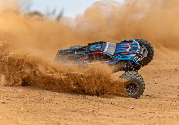 Traxxas Maxx Ultimate 4S Monster Truck Sinine - Image 4