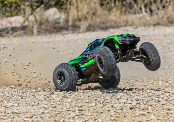 Traxxas Maxx Ultimate 4S Monster Truck Green - Image 6
