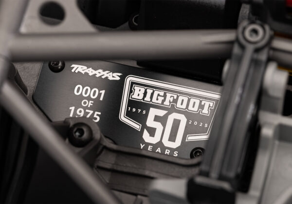 Traxxas X-Monster Bigfoot 50 Year Anniversary Limited Edition - Image 18