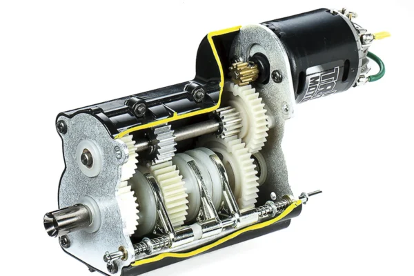 Tamiya 1/14 Scania 770 S 8×4/4 (Gun Metal Edition) - Image 9