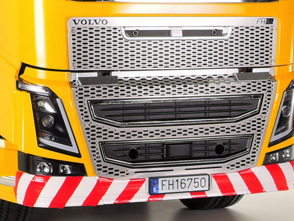 Tamiya Volvo FH16 Globetrotter 750 8x4 1/14 pukseerimisveok - Pilt 3